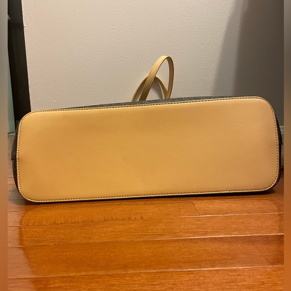 BCBG Paris Tote - Picture 8 of 9